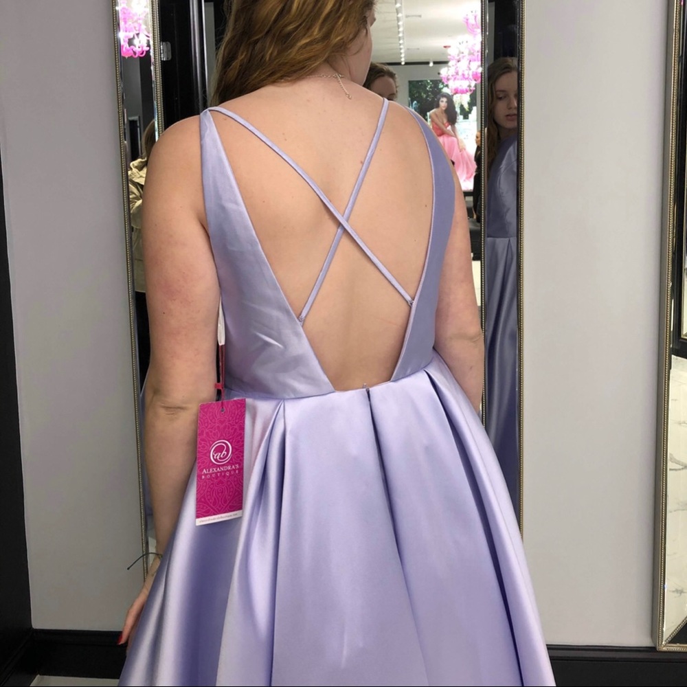 Gorgeous Light Purple Prom Gown